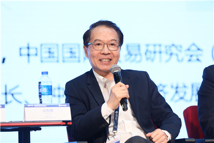 丘东晓圆桌_副本.jpg