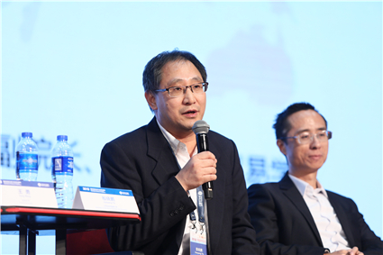 殷晓鹏圆桌_副本.jpg