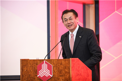 颁奖典礼大野慎治3_副本.jpg 颁奖典礼大野慎治3_副本.jpg